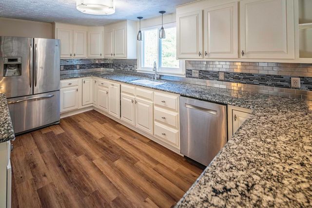 25 Mill Road, Kingston, NH 03848