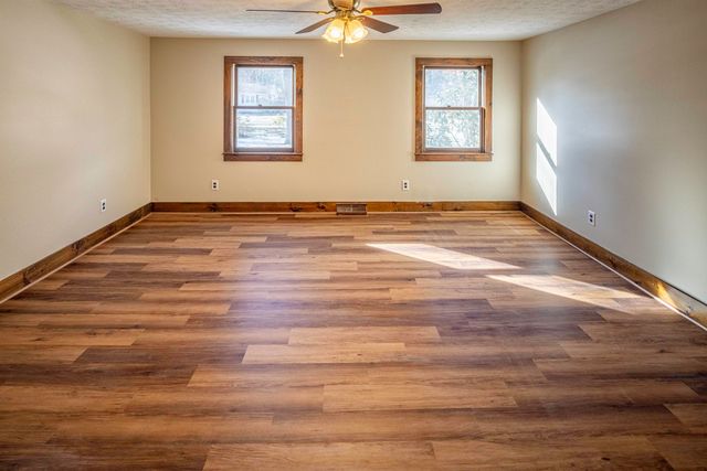 25 Mill Road, Kingston, NH 03848