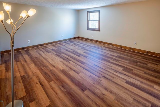 25 Mill Road, Kingston, NH 03848