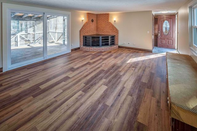 25 Mill Road, Kingston, NH 03848