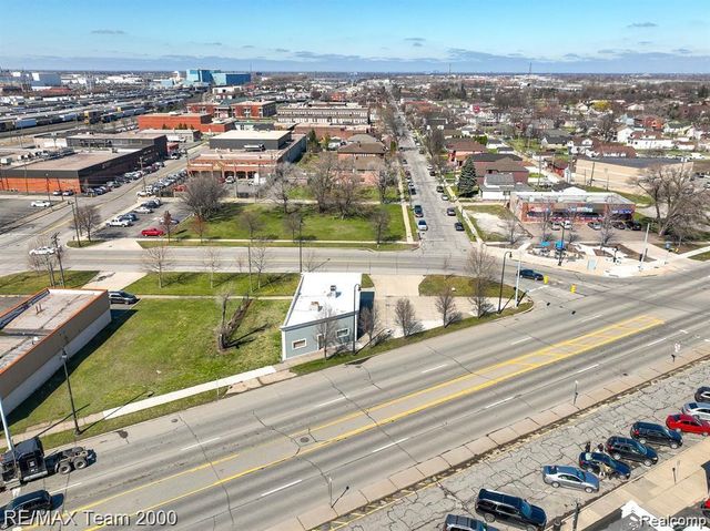 10306 Dix, Dearborn, MI 48120