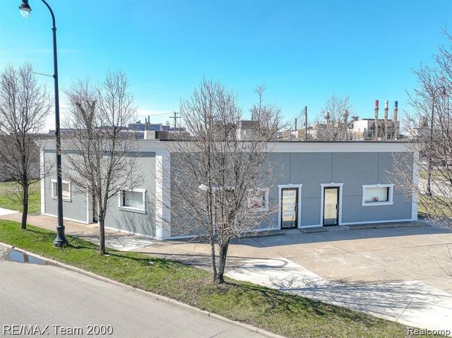 10306 Dix, Dearborn, MI 48120