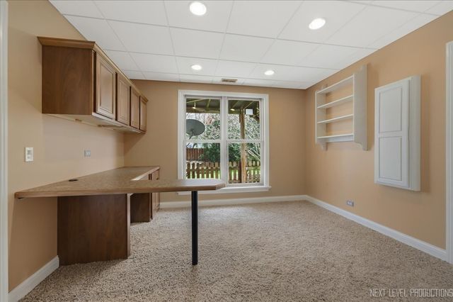 1098 Cleveland Avenue, Batavia, IL 60510