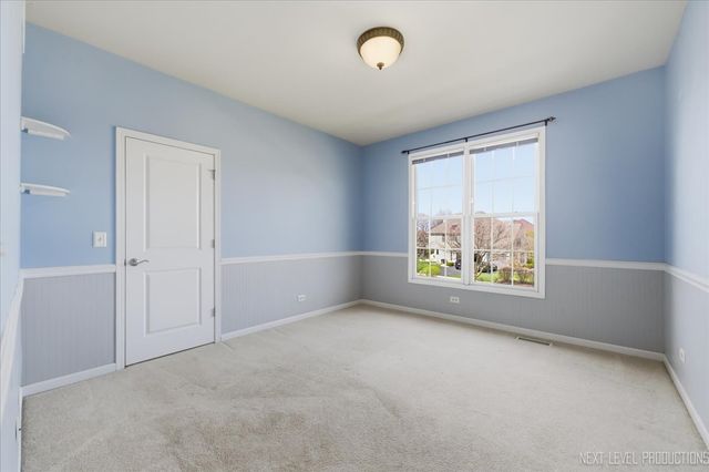 1098 Cleveland Avenue, Batavia, IL 60510