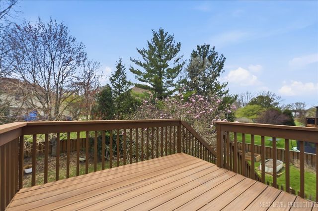 1098 Cleveland Avenue, Batavia, IL 60510