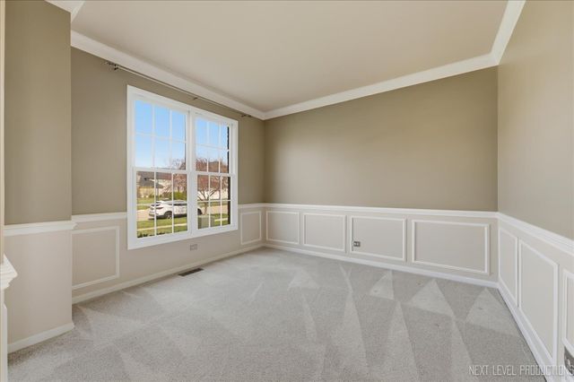 1098 Cleveland Avenue, Batavia, IL 60510