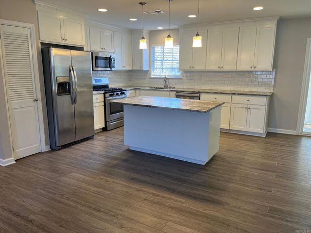 26 Warwick Road, Little Rock, AR 72205