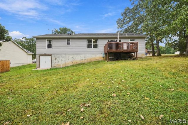 52 E Lakeview Drive, De Soto, MO 63020