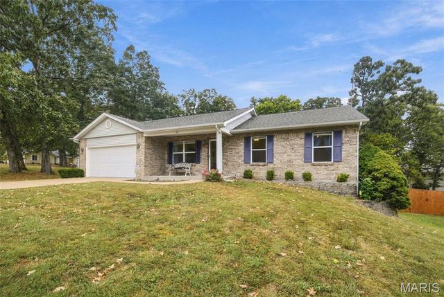 52 E Lakeview Drive, De Soto, MO 63020