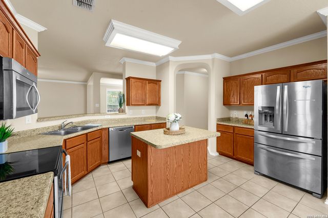 2510 DUVAL DR, New Braunfels, TX 78130