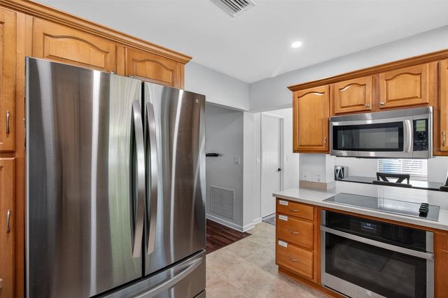 13584 TWIG TERRACE, Largo, FL 33774