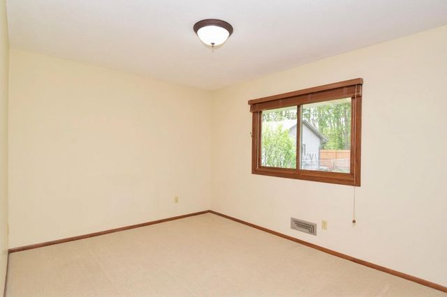 10700 Flora Street NW, Coon Rapids, MN 55433