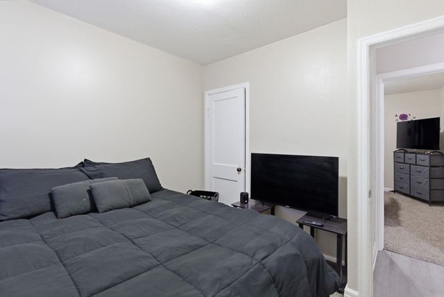 4910 - 4912 E Gilbert St, Wichita, KS 67218