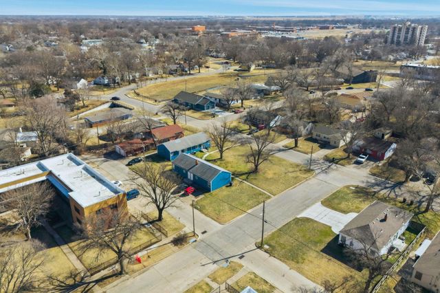 4910 - 4912 E Gilbert St, Wichita, KS 67218