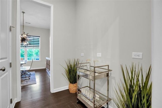 3855 Tamberly Way, Kennesaw, GA 30152