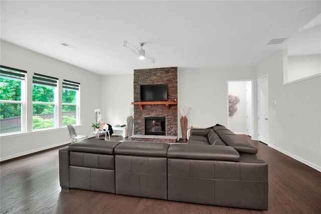 3855 Tamberly Way, Kennesaw, GA 30152