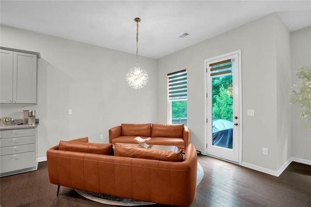 3855 Tamberly Way, Kennesaw, GA 30152