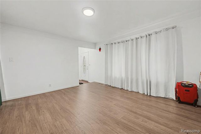 12954 Baird Avenue, Warren, MI 48088