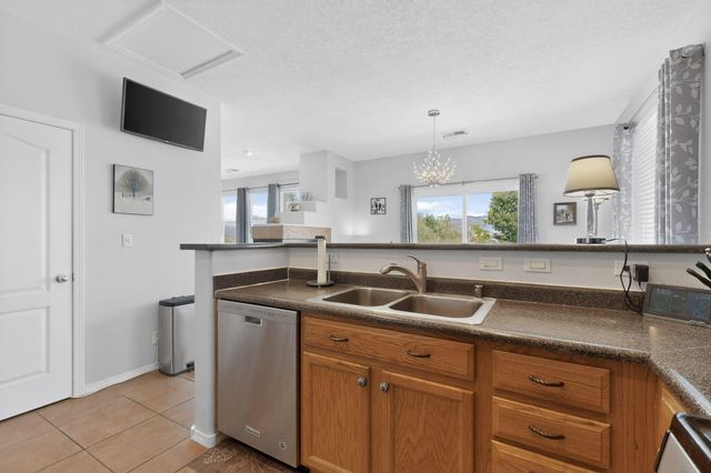 10808 Dream Weaver Drive NW, Rio Rancho, NM 87114