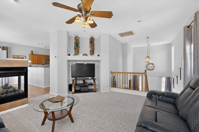 10808 Dream Weaver Drive NW, Rio Rancho, NM 87114