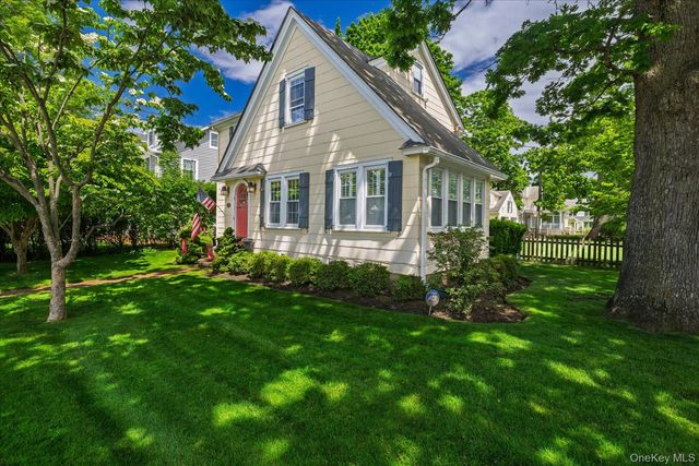 1 Schuyler Avenue, Rockville Centre, NY 11570