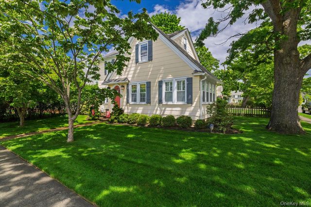 1 Schuyler Avenue, Rockville Centre, NY 11570
