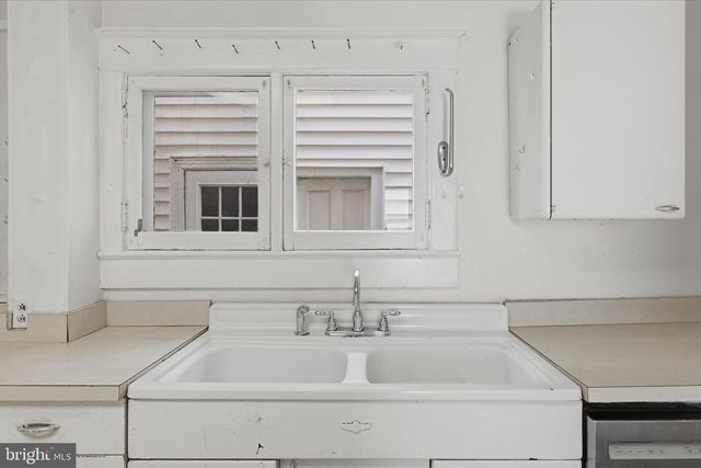 520 N BRADDOCK ST, Winchester, VA 22601