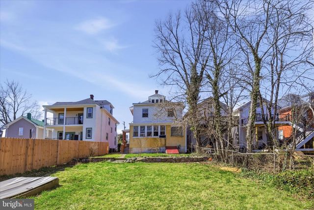 520 N BRADDOCK ST, Winchester, VA 22601