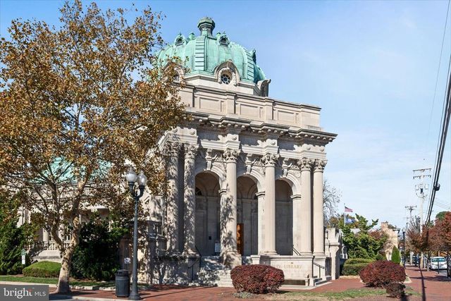 520 N BRADDOCK ST, Winchester, VA 22601