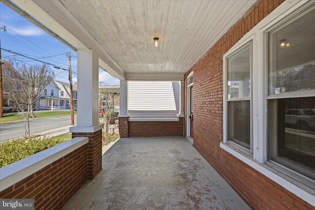 520 N BRADDOCK ST, Winchester, VA 22601