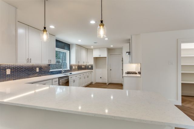 3851 Pelham Road, Fort Worth, TX 76116