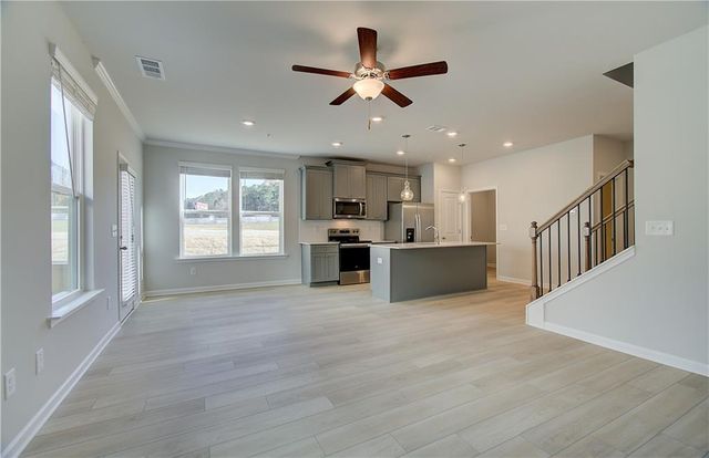 8110 Tiger Way, Riverdale, GA 30296