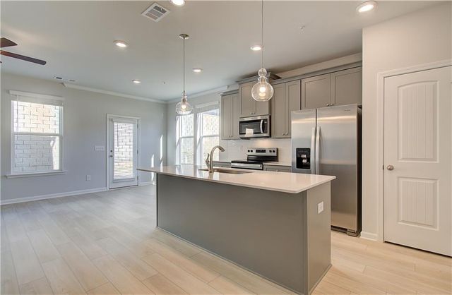 8110 Tiger Way, Riverdale, GA 30296