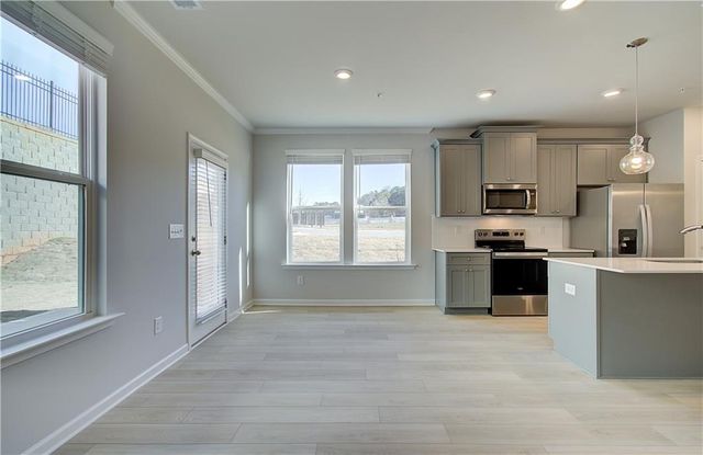 8110 Tiger Way, Riverdale, GA 30296