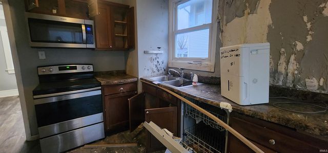 4025 S Calhoun Street, Fort Wayne, IN 46807