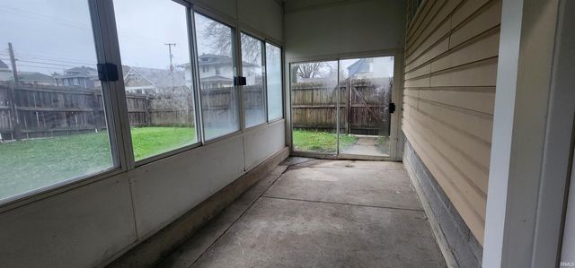 4025 S Calhoun Street, Fort Wayne, IN 46807