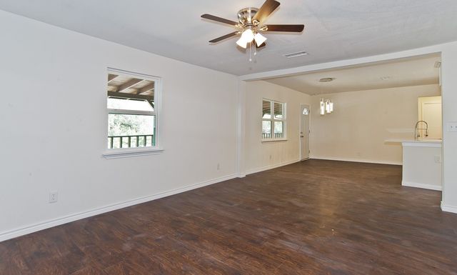 913 Cove Trail, Little Elm, TX 75068