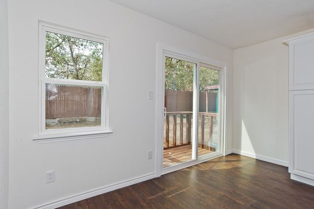 913 Cove Trail, Little Elm, TX 75068