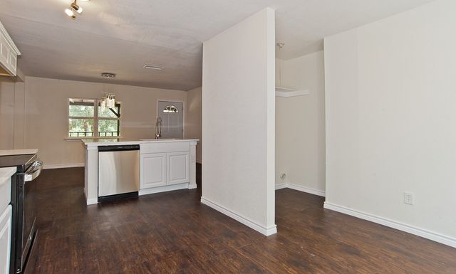 913 Cove Trail, Little Elm, TX 75068