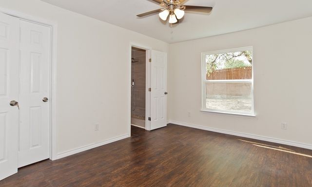 913 Cove Trail, Little Elm, TX 75068