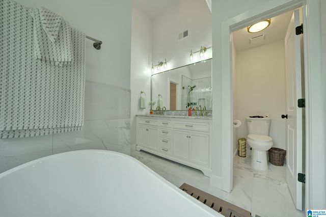 272 PARLIAMENT PARKWAY, Maylene, AL 35114