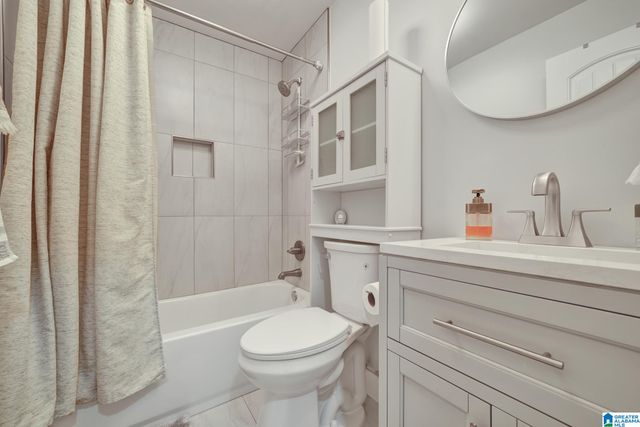 272 PARLIAMENT PARKWAY, Maylene, AL 35114