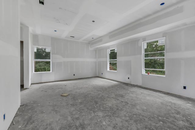 318 Switchgrass Dr, Clarksville, TN 37042