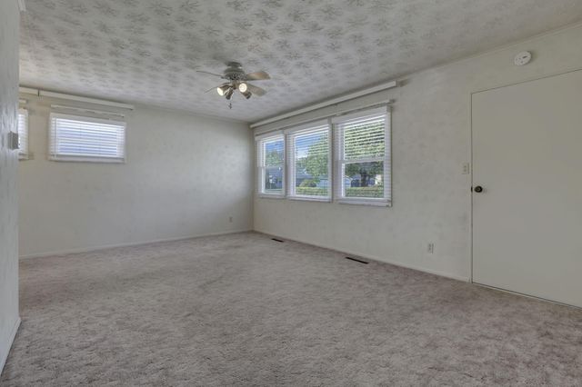 5365 Dexter Avenue, Hilliard, OH 43026