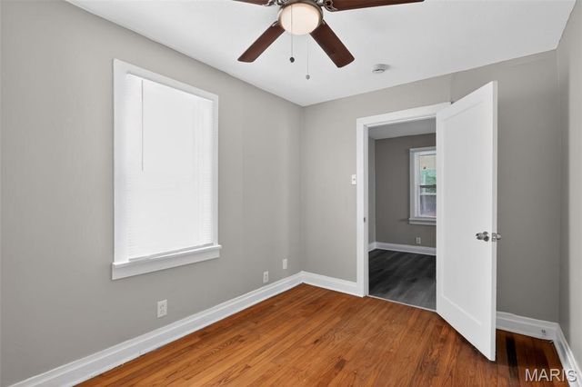 9229 Arline Avenue, St Louis, MO 63114