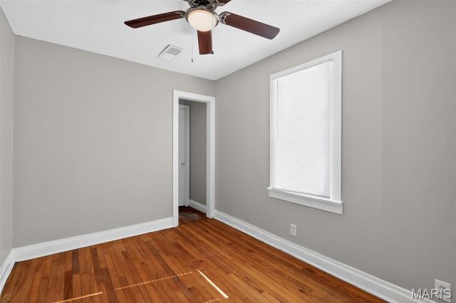 9229 Arline Avenue, St Louis, MO 63114