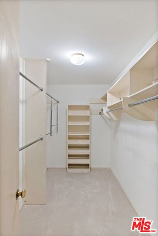 515 Ocean Avenue NPH B, Santa Monica, CA 90402