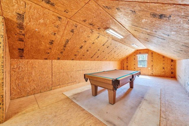 103 Twin Cove TRL, Moneta, VA 24121