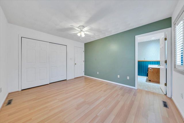 103 Twin Cove TRL, Moneta, VA 24121