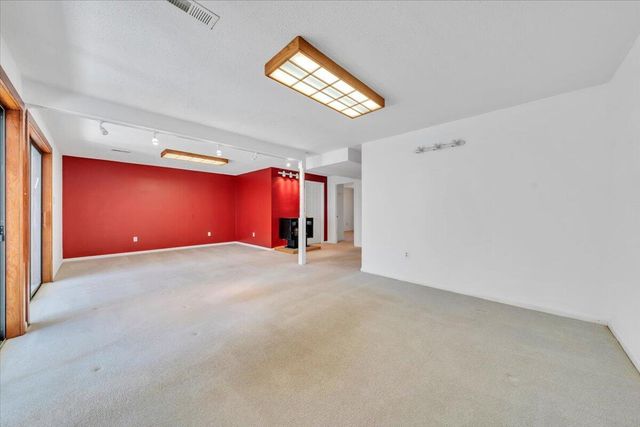 103 Twin Cove TRL, Moneta, VA 24121